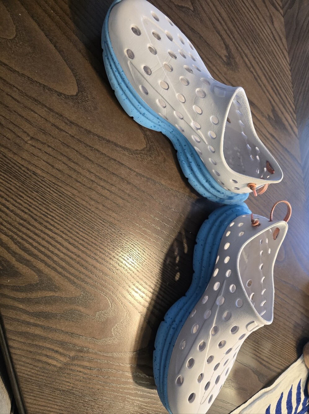 Kane Shoes White and Blue Size 7 - Picture 4 of 5